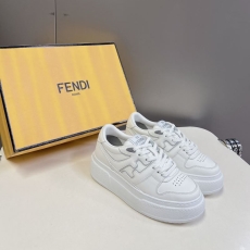 Fendi Low Shoes